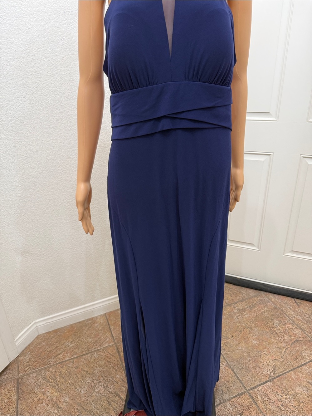 NW Nightway 16 Elegant Navy Blue Halter Maxi Dress Sheer V Inset Slimming Waist - Picture 5 of 13